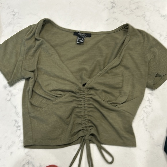 FOREVER 21 CROP TOP LOT OF 5 - Picture 8 of 16